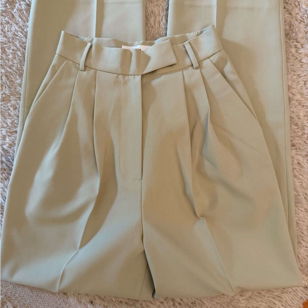 The Frankie Shop Bea blazer and suit pants - Picture 2 of 10